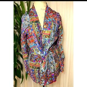 Christine David, Beautiful blazer light jacket front button and ties upfront M